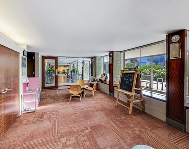 400 E Randolph Street - Photo Thumbnail 21