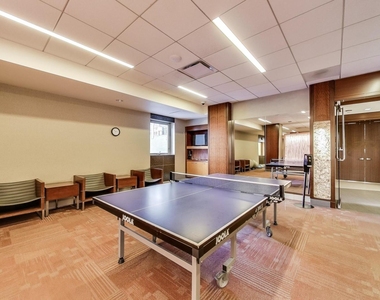 400 E Randolph Street - Photo Thumbnail 13