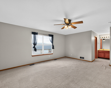 1110 Rose Drive - Photo Thumbnail 23
