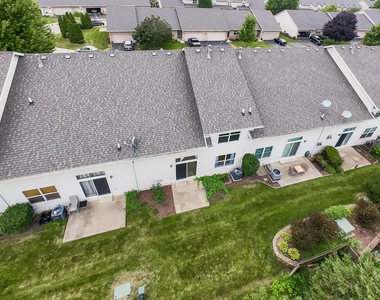 1110 Rose Drive - Photo Thumbnail 3