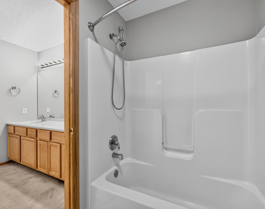 1110 Rose Drive - Photo Thumbnail 26