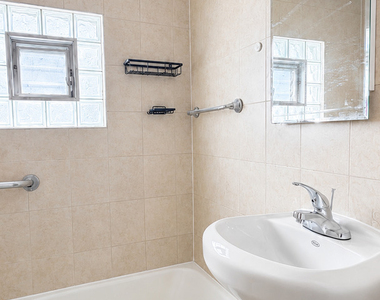 4617 S Washtenaw Avenue - Photo Thumbnail 5