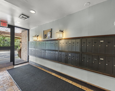 5820 Oakwood Drive - Photo Thumbnail 14