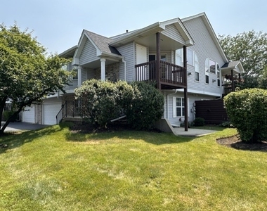 13902 S Cambridge Circle - Photo Thumbnail 1