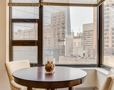 401 E Ontario Street - Photo Thumbnail 4