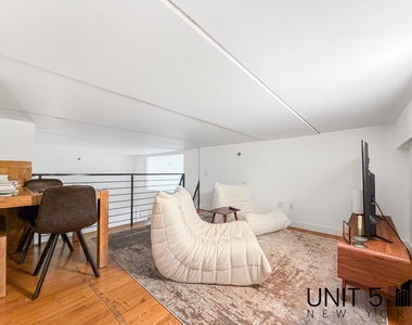 342 Eldert Street - Photo Thumbnail 9