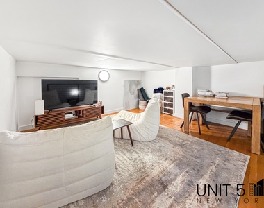342 Eldert Street - Photo Thumbnail 10