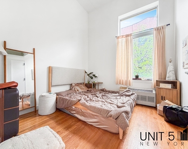 342 Eldert Street - Photo Thumbnail 8