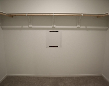 216 Lantana Ln - Photo Thumbnail 9