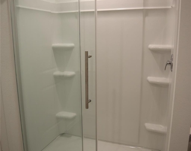 216 Lantana Ln - Photo Thumbnail 11