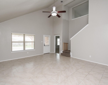 4602 Tuscan Lily Drive - Photo Thumbnail 17