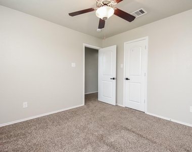 4602 Tuscan Lily Drive - Photo Thumbnail 26