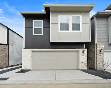 9912 Storehouse Drive - Photo Thumbnail 1