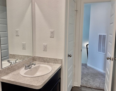 730 Tejas Village Parkway - Photo Thumbnail 15
