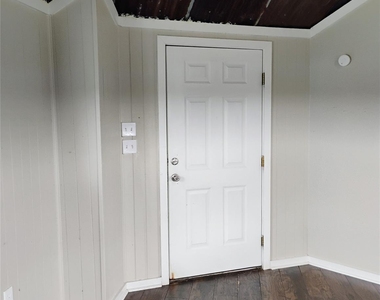 6759 Highway 105 - 4th Floor - Photo Thumbnail 11