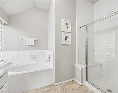 4135 N Nolan Place - Photo Thumbnail 20
