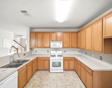 3830 Misty Falls Lane - Photo Thumbnail 14