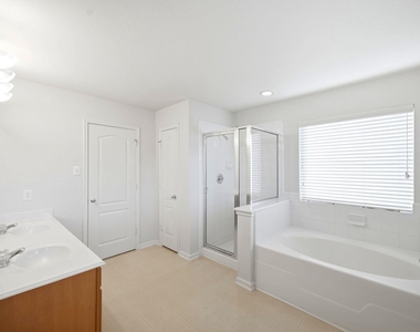 3830 Misty Falls Lane - Photo Thumbnail 28