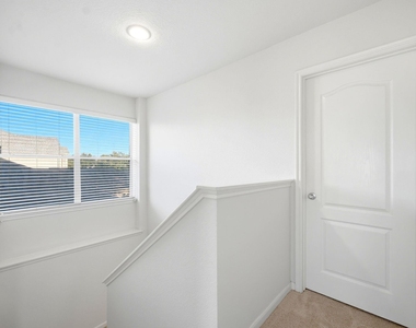 3830 Misty Falls Lane - Photo Thumbnail 19
