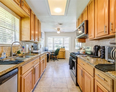 24522 Glen Loch Drive - Photo Thumbnail 17