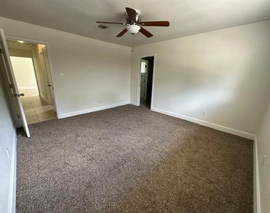 24522 Glen Loch Drive - Photo Thumbnail 40