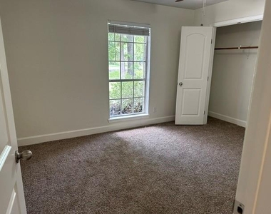 24522 Glen Loch Drive - Photo Thumbnail 34