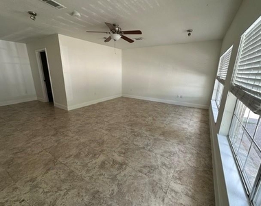 24522 Glen Loch Drive - Photo Thumbnail 36