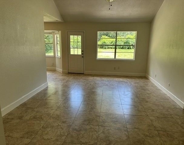 24522 Glen Loch Drive - Photo Thumbnail 15