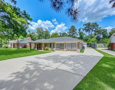 24522 Glen Loch Drive - Photo Thumbnail 13