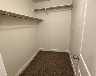 24522 Glen Loch Drive - Photo Thumbnail 42
