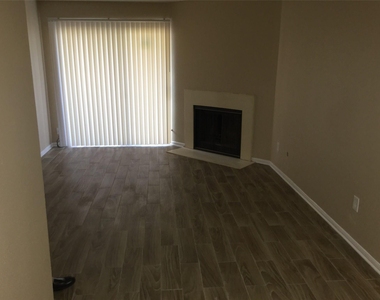 2120 El Paseo Street - Photo Thumbnail 4