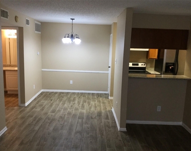 2120 El Paseo Street - Photo Thumbnail 13