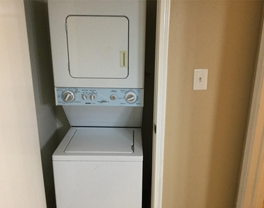 2120 El Paseo Street - Photo Thumbnail 8