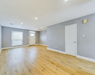 14541 Still Meadow Drive - Photo Thumbnail 3
