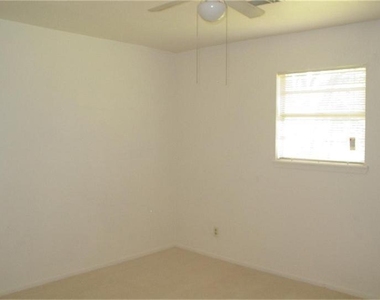17417 Fir Road - Photo Thumbnail 5