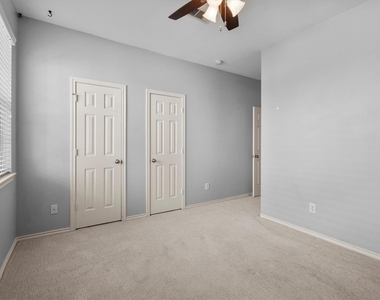 2131 Kemah Village Drive - Photo Thumbnail 24