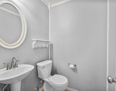 2131 Kemah Village Drive - Photo Thumbnail 18