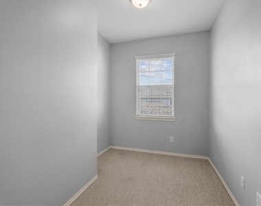 2131 Kemah Village Drive - Photo Thumbnail 19