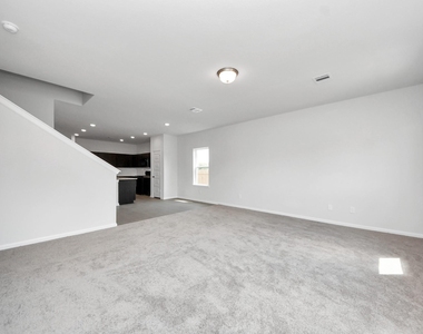 2715 Crested Creek Lane - Photo Thumbnail 21