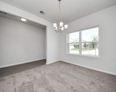 2715 Crested Creek Lane - Photo Thumbnail 2