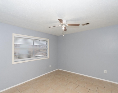 4210 Cork Lane - Photo Thumbnail 10