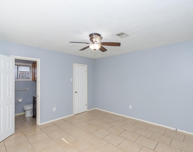 4210 Cork Lane - Photo Thumbnail 18