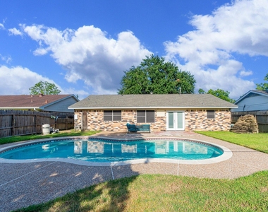 4210 Cork Lane - Photo Thumbnail 25