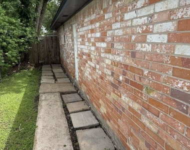 4931 E Ridge Creek Drive - Photo Thumbnail 11