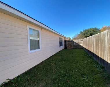 311 Willowick Street - Photo Thumbnail 15