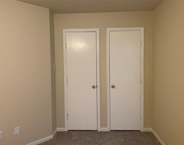 311 Willowick Street - Photo Thumbnail 13
