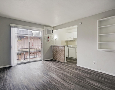 2322 Dunlavy Street - Photo Thumbnail 5