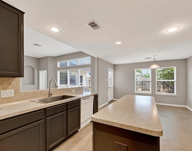 4915 Ibis Lake Court - Photo Thumbnail 18
