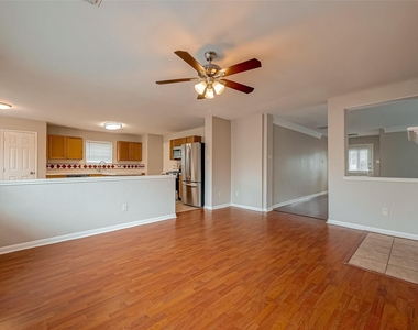 9234 Windswept Grove Drive - Photo Thumbnail 24