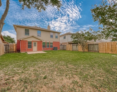 9234 Windswept Grove Drive - Photo Thumbnail 2